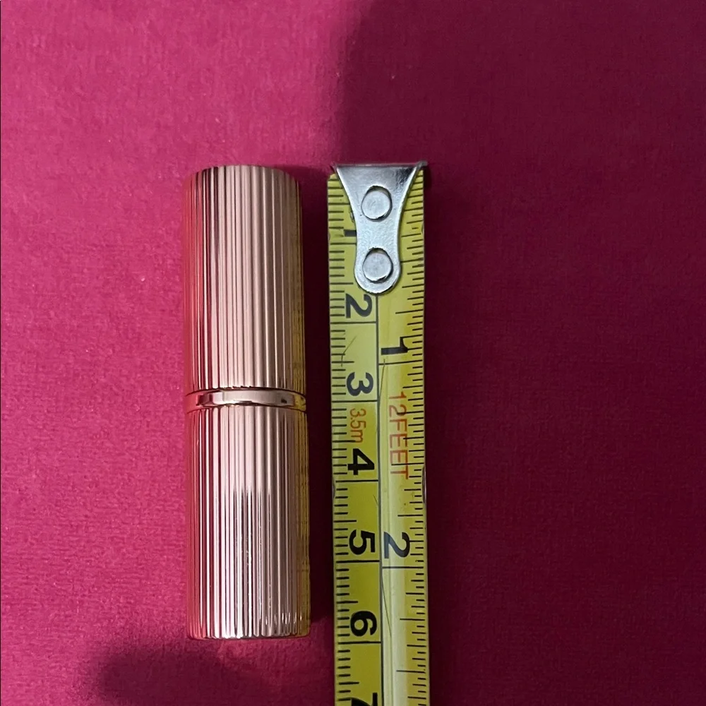 Charlotte Tillbury mini lipstick 💄 - Picture 4 of 5
